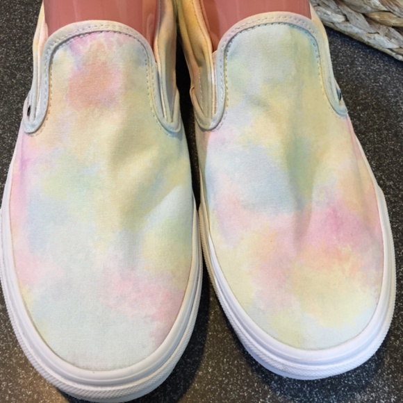 Vans Tie-Dye Slip-On Flats Unisex - Picture 9 of 14